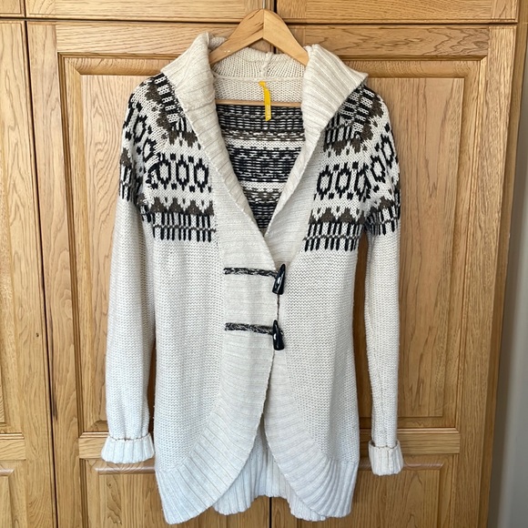 Lole Sweaters - Lole Lambs Wool Hooded Sweater/Cardigan